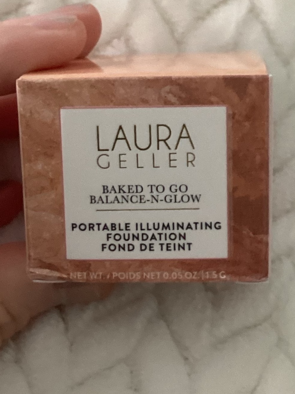 Laura Geller Baked to go balance-n-glow in light